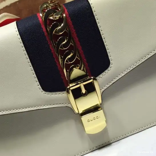 First bag ru Gucci Sylvie 0515
